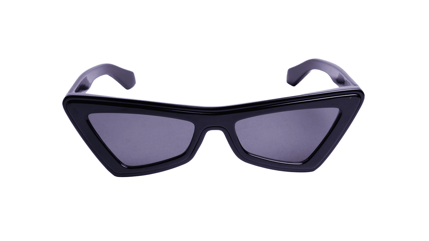 Soigné Female Large Cateye Sunglass.Glossy Black Color Soigné Female Large Cateye Sunglass.Glossy Black Color