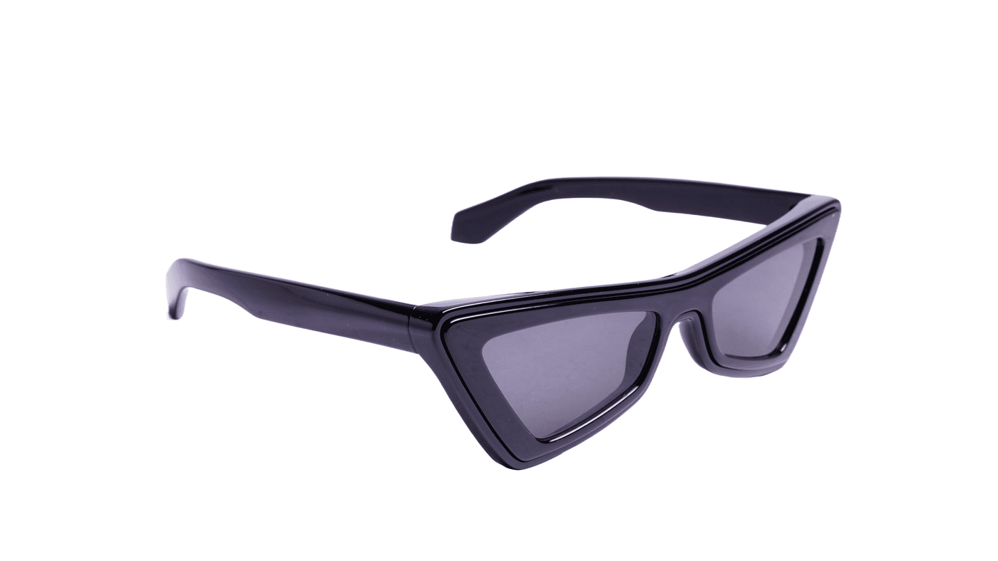 Soigné Female Large Cateye Sunglass.Glossy Black Color Soigné Female Large Cateye Sunglass.Glossy Black Color