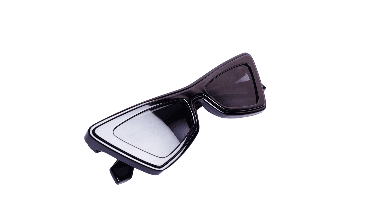 Soigné Female Large Cateye Sunglass.Glossy Black Color Soigné Female Large Cateye Sunglass.Glossy Black Color