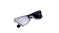 Soigné Female Large Cateye Sunglass.Transparent&Black